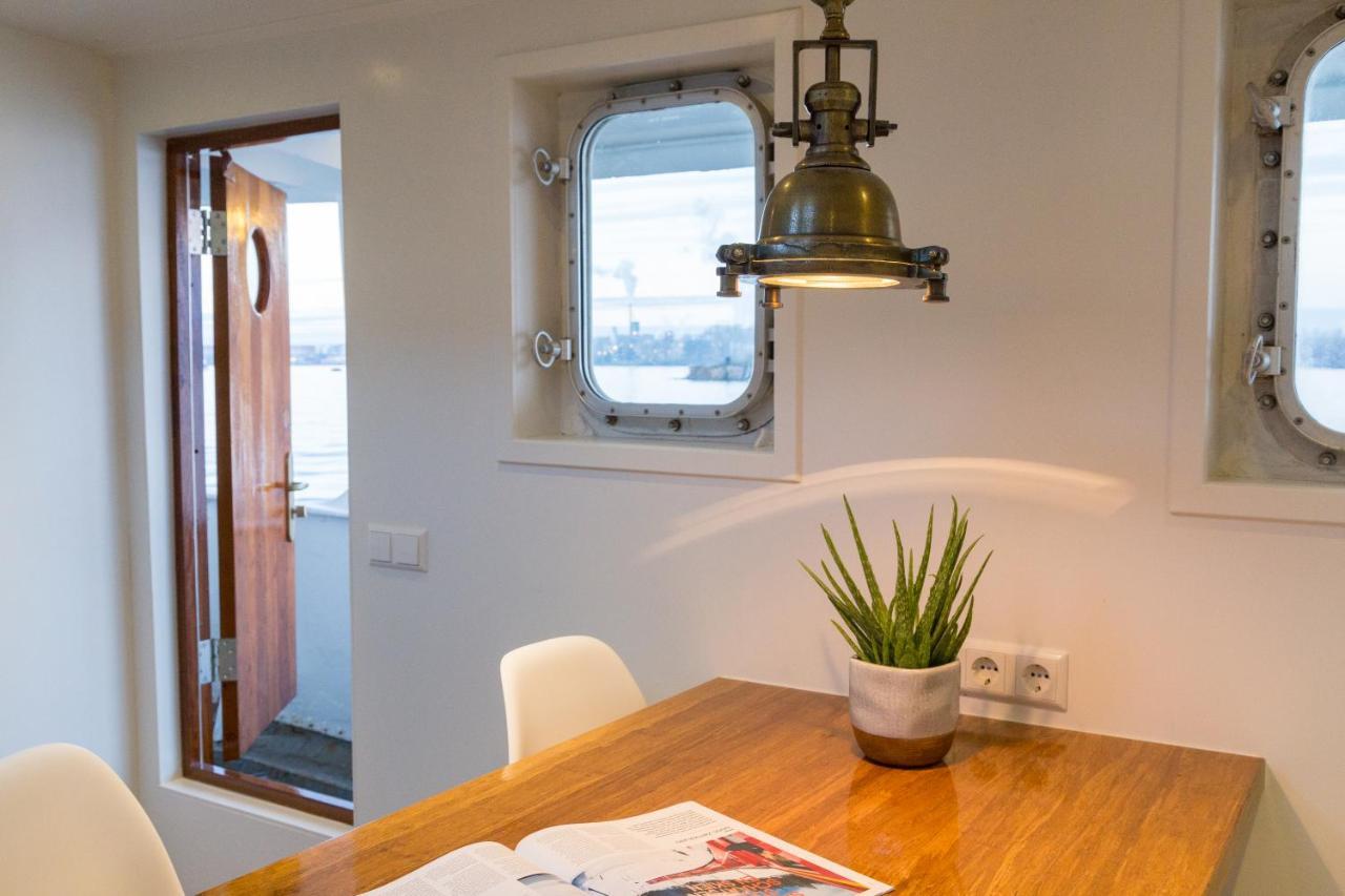 M/S Svalbard B&B Amsterdam Luaran gambar